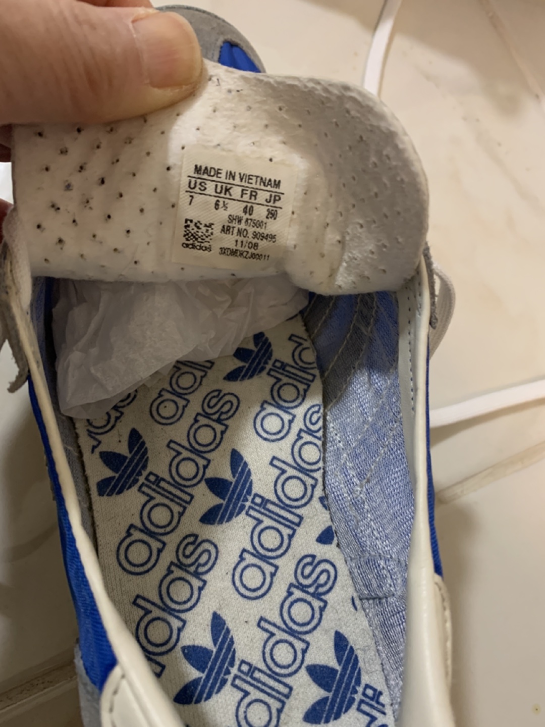 Adidas shose - photo 2