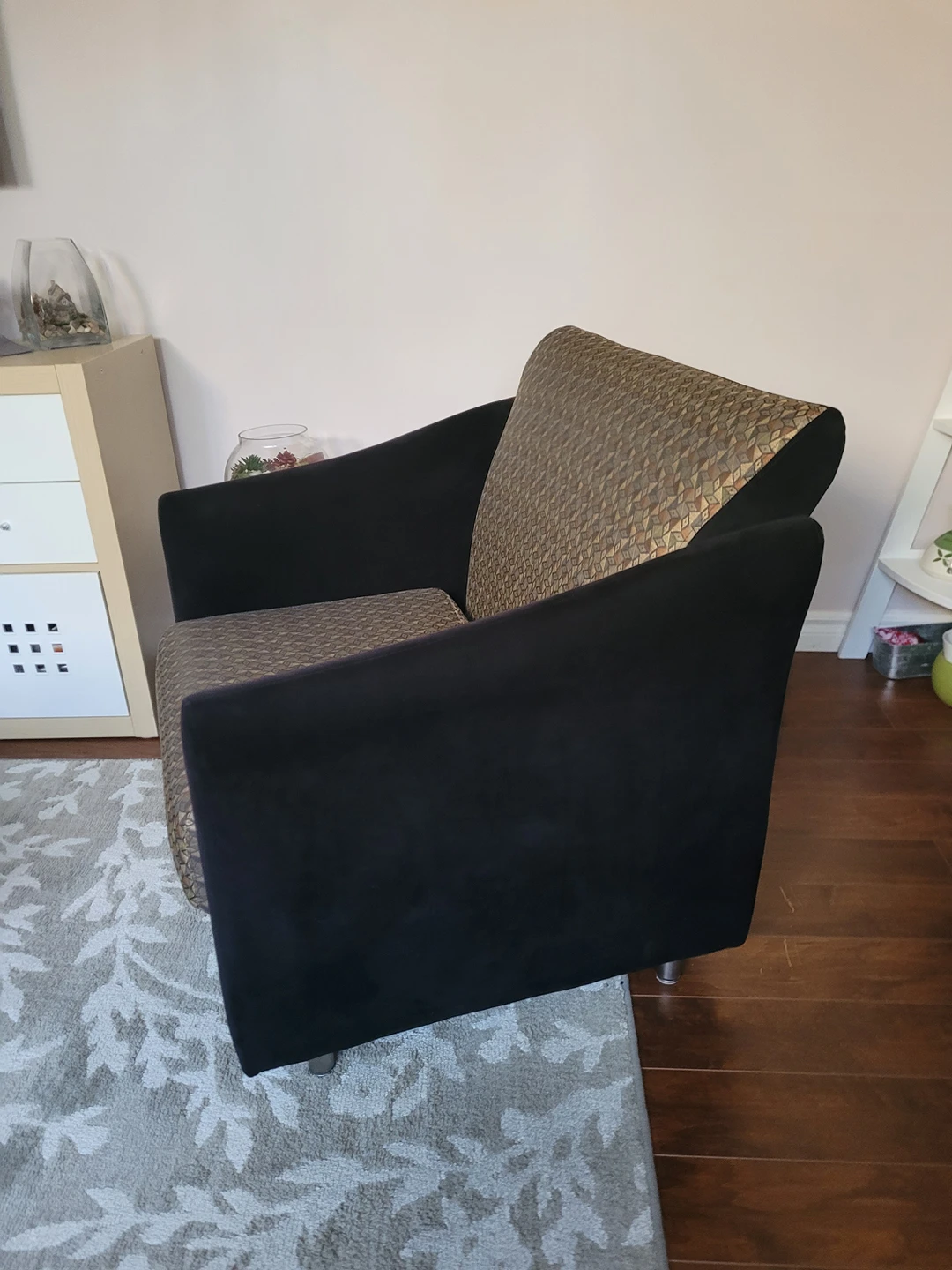 chair - photo 3