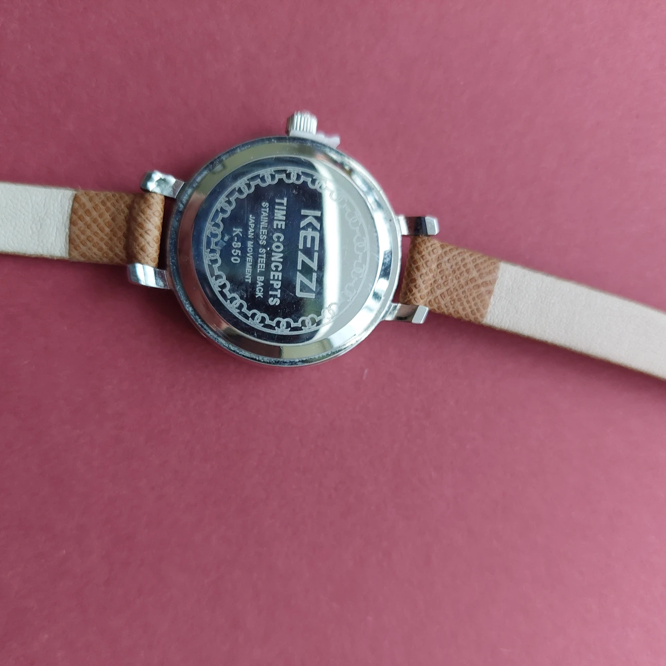 Skinny strap watch - photo 2
