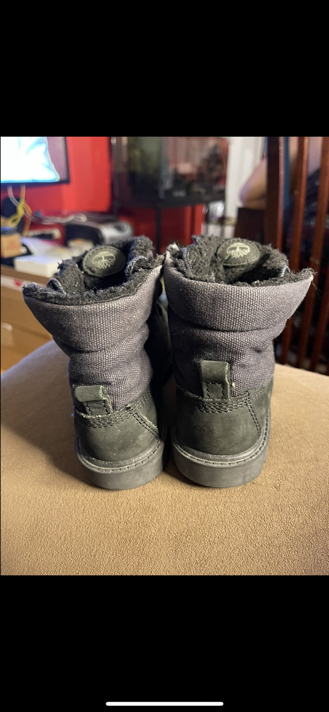 Kids timberland boots image indicator(3)