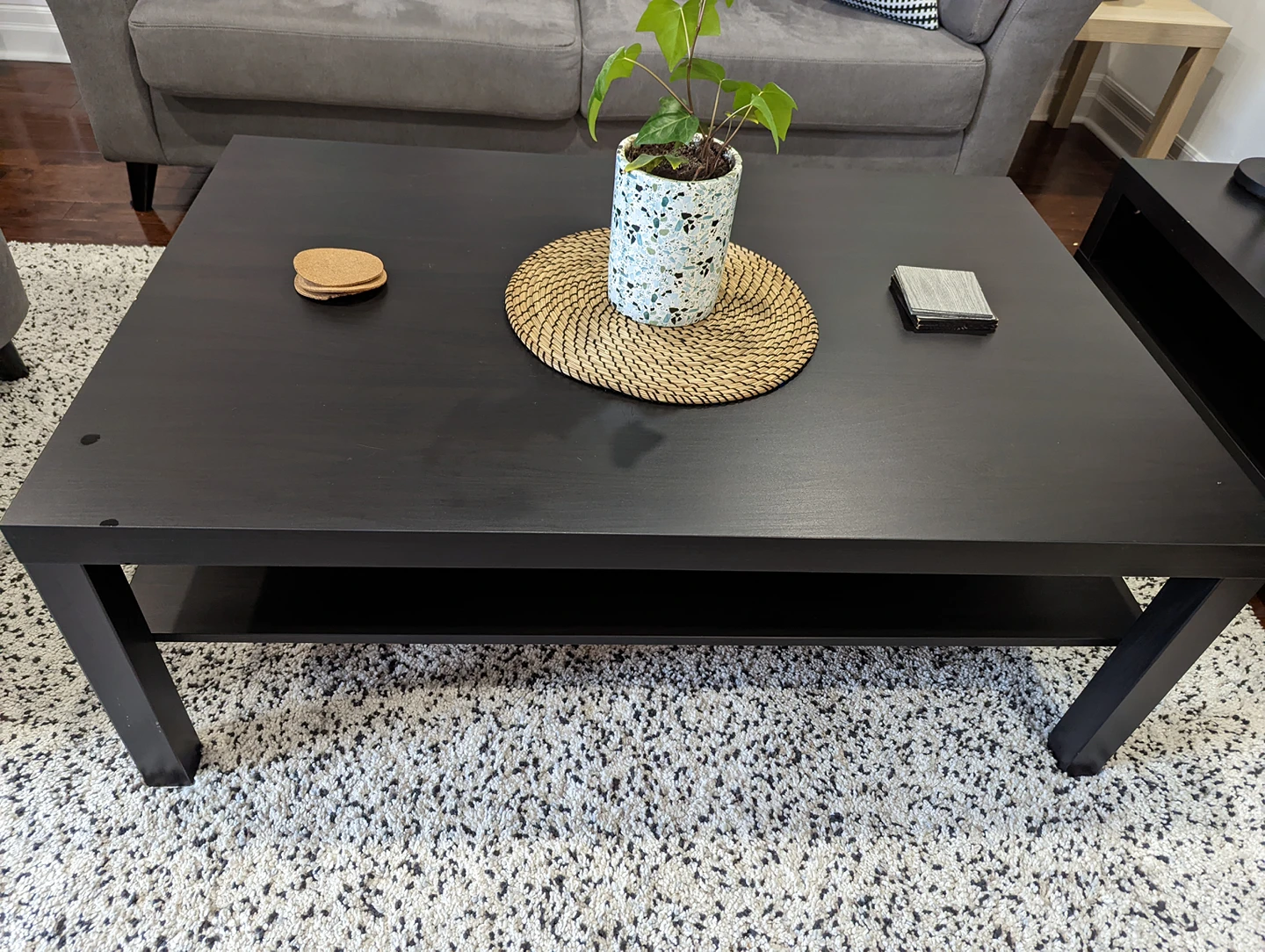 coffee table - photo 3