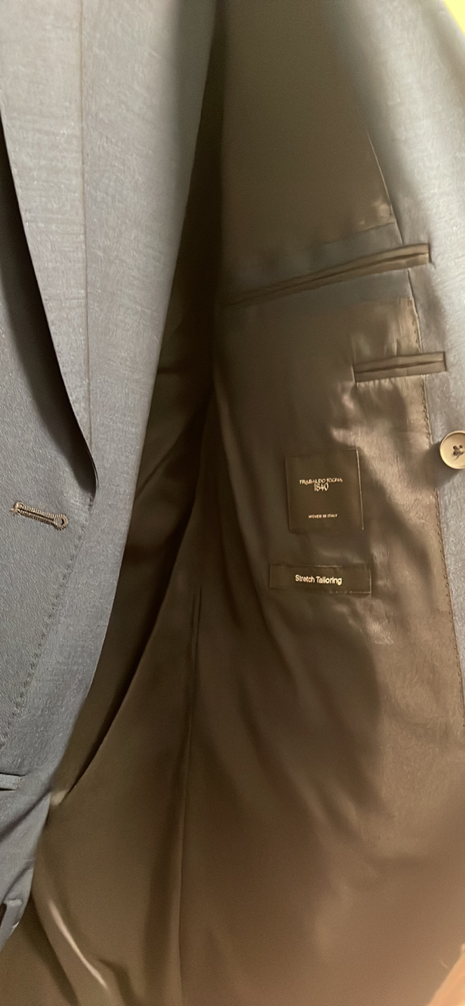 Hugo Boss Suit 44R - photo 3