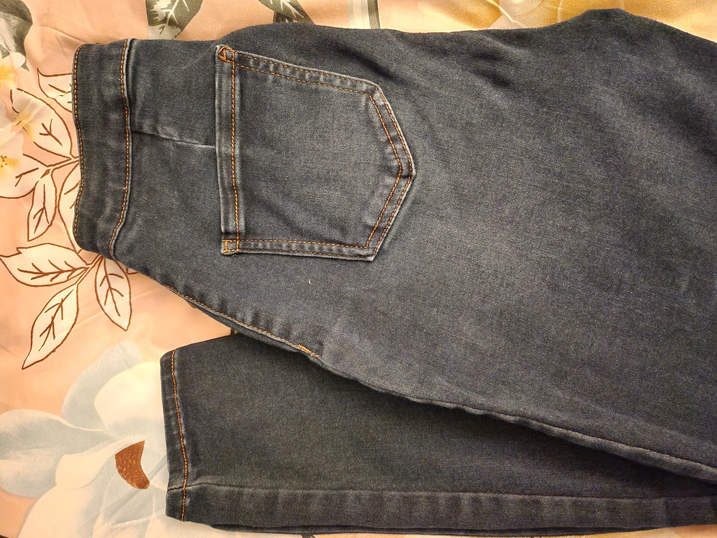 Fashionova Brand Jeans thumbnail