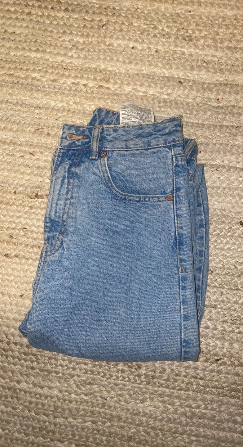 Zara MOM jeans size 4 thumbnail
