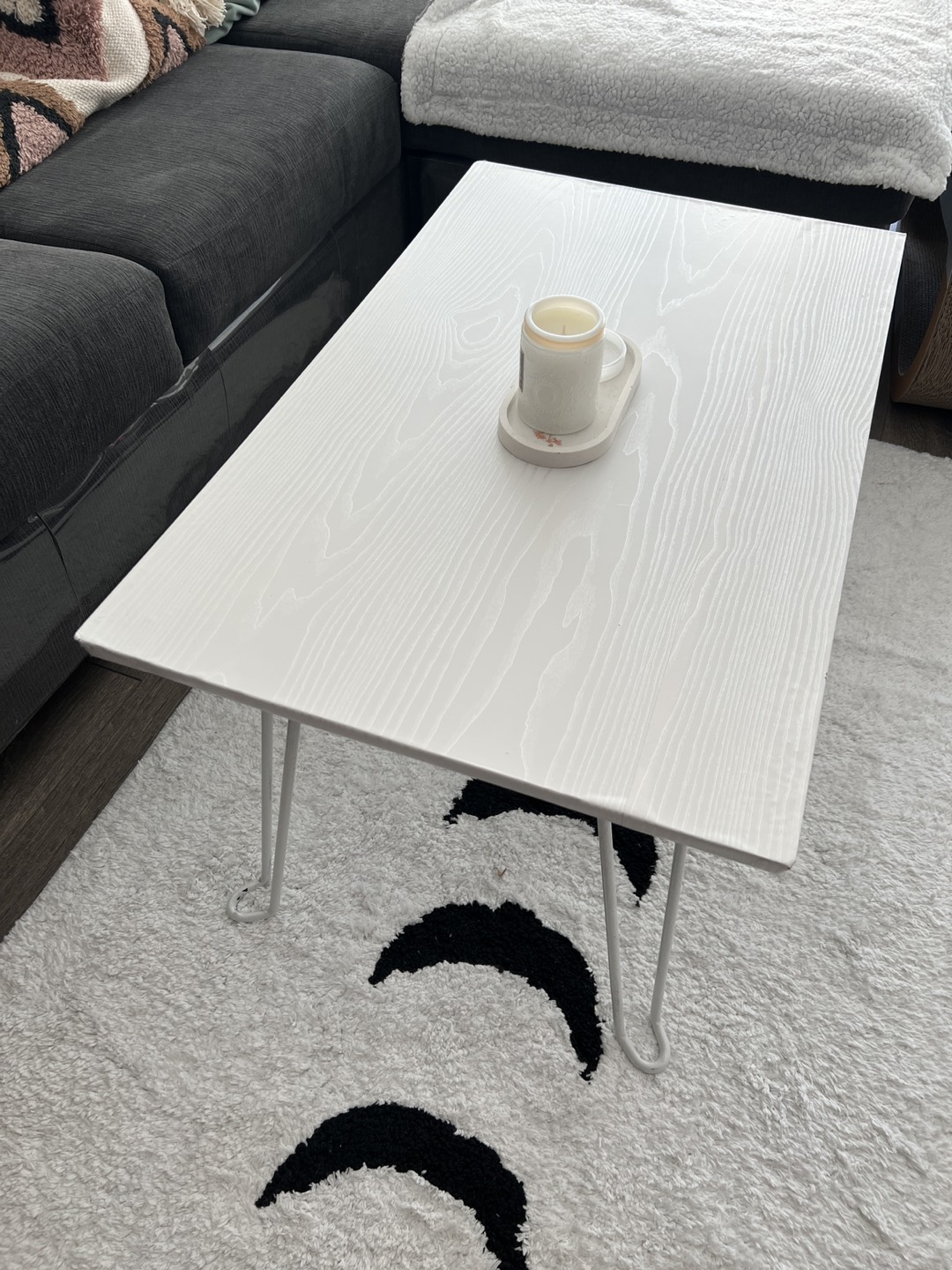 White hairpin coffee table - photo 2
