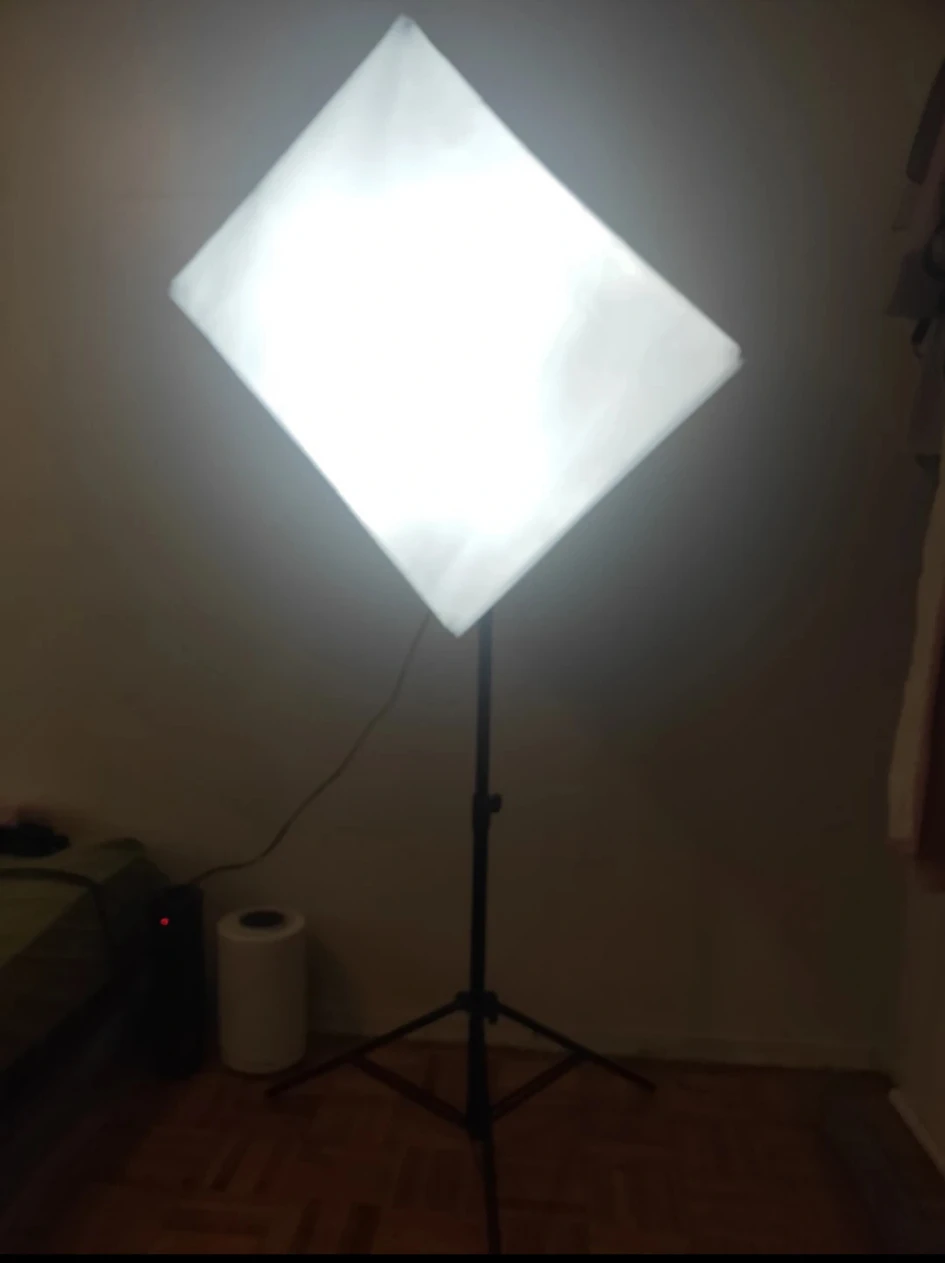 Softbox Lighting Kit with tripod image indicator(3)