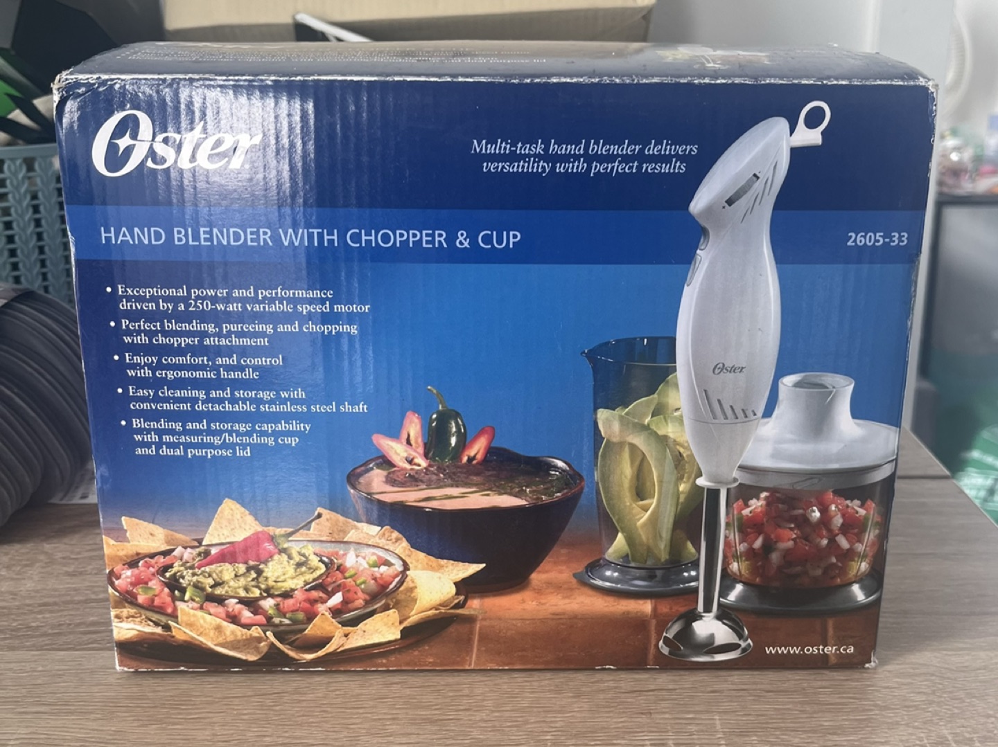 Brand new Hand Blender w/ Chopper and cup thumbnail