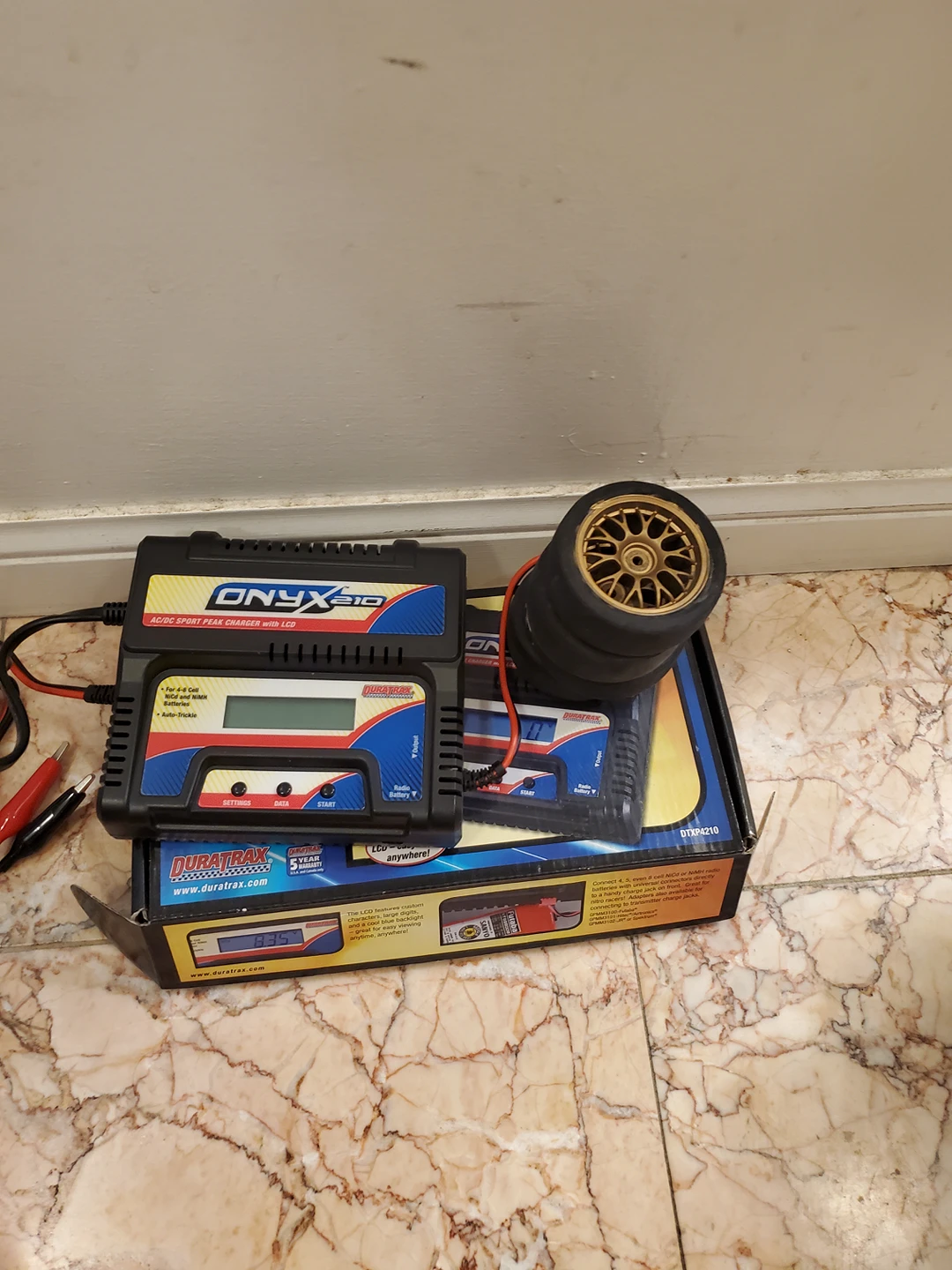Tamiya TT01-E RC Car - photo 2