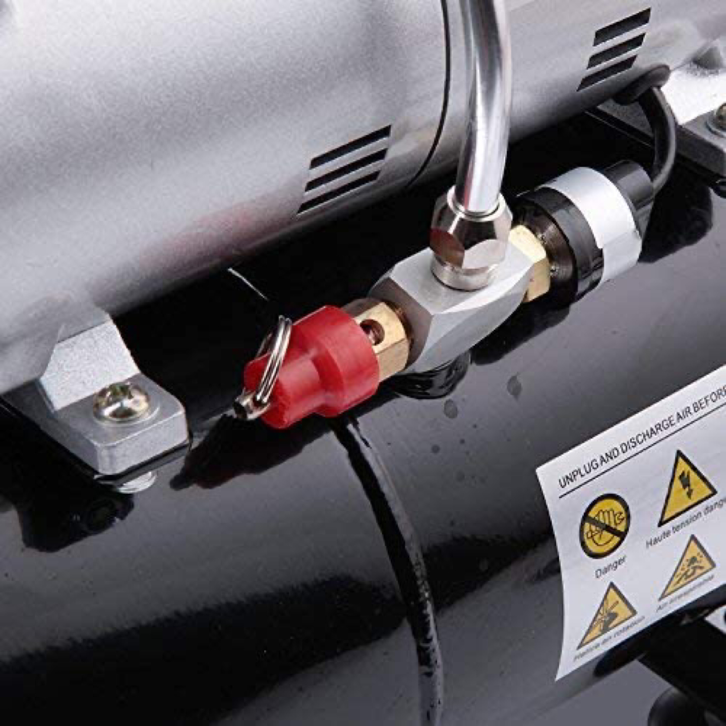 TIMBERTECH Air Compressor - photo 3