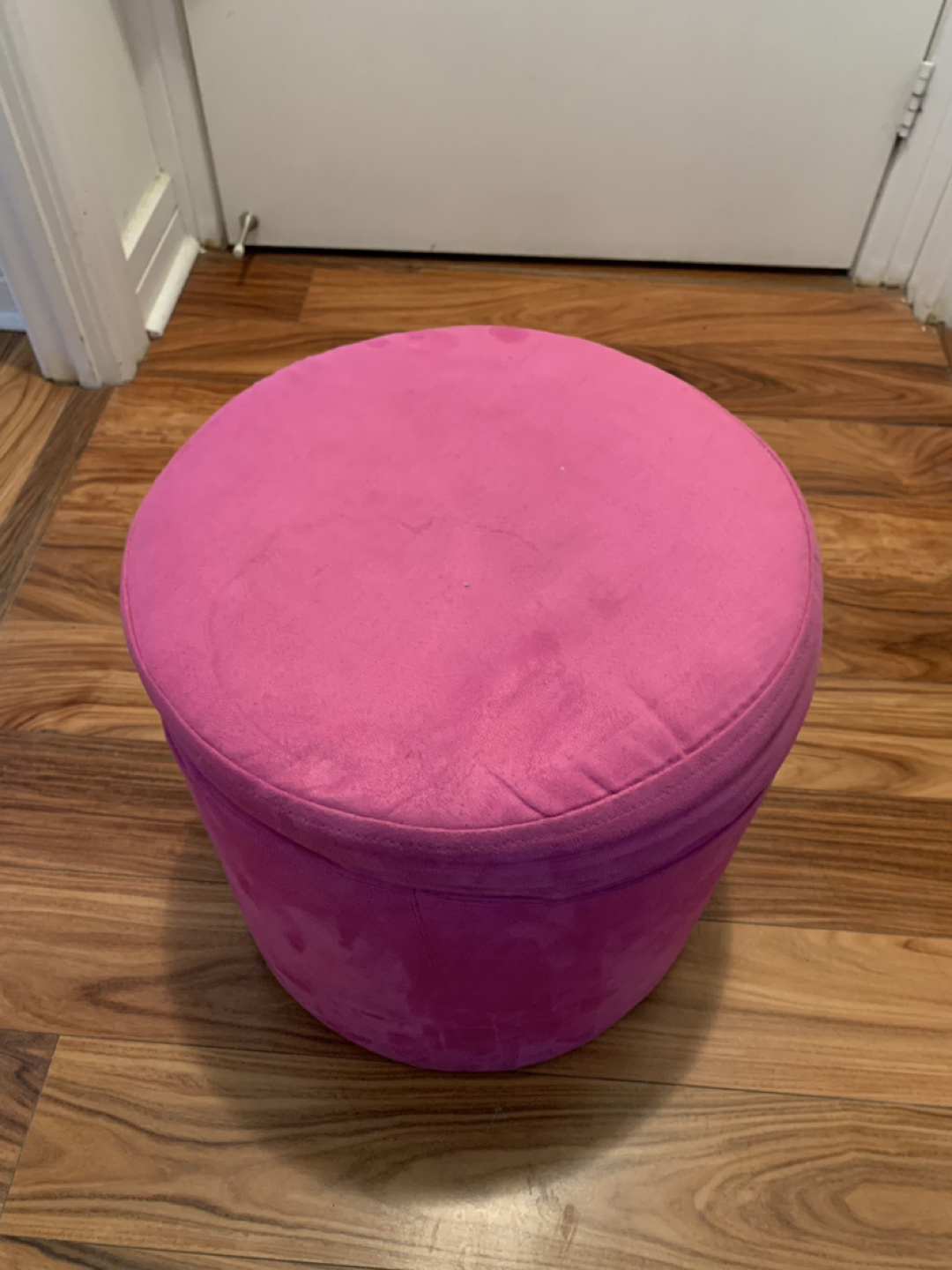 Storage Ottoman Chair thumbnail