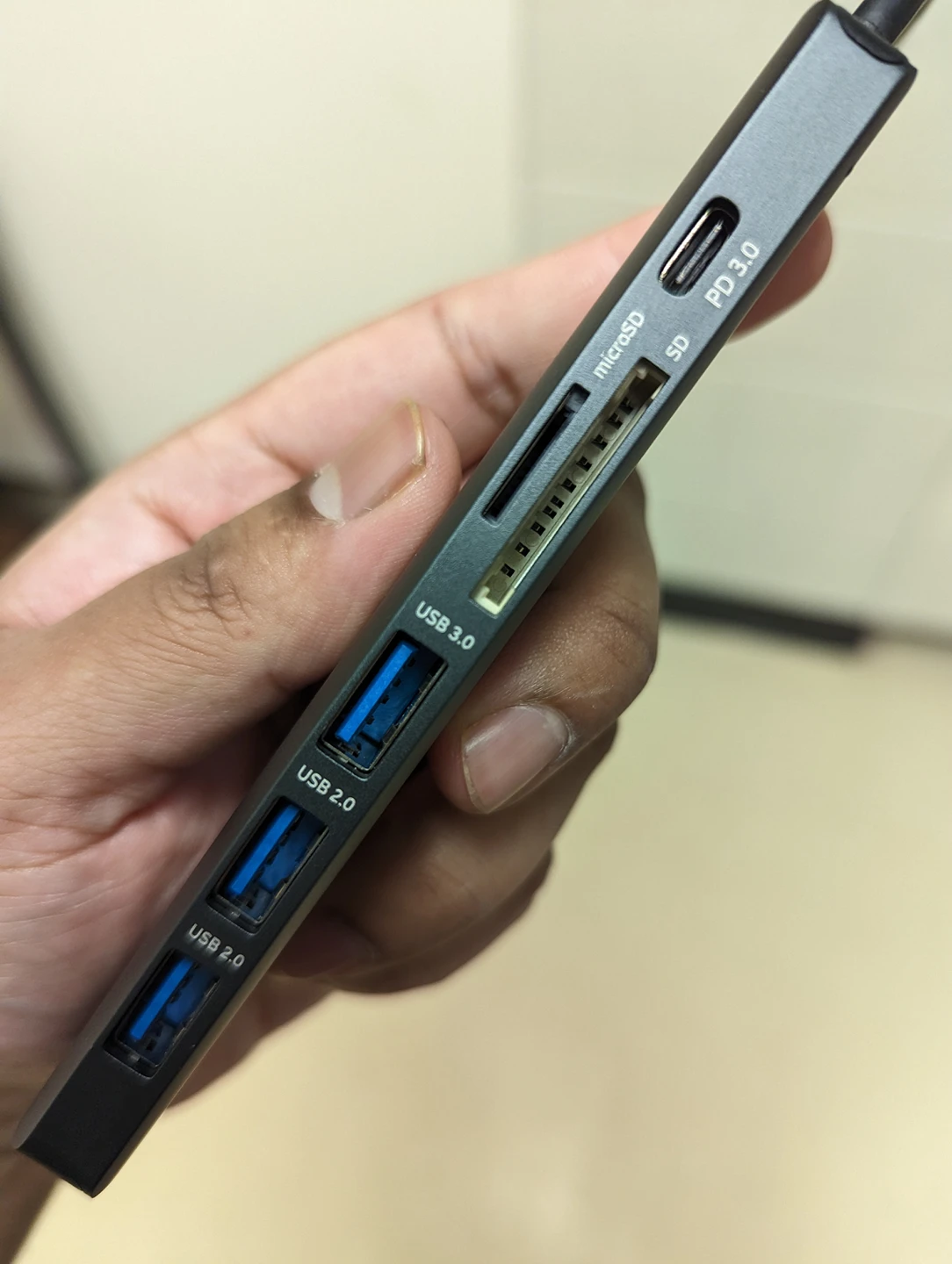 7-in1 Type-C USB hub image indicator(2)