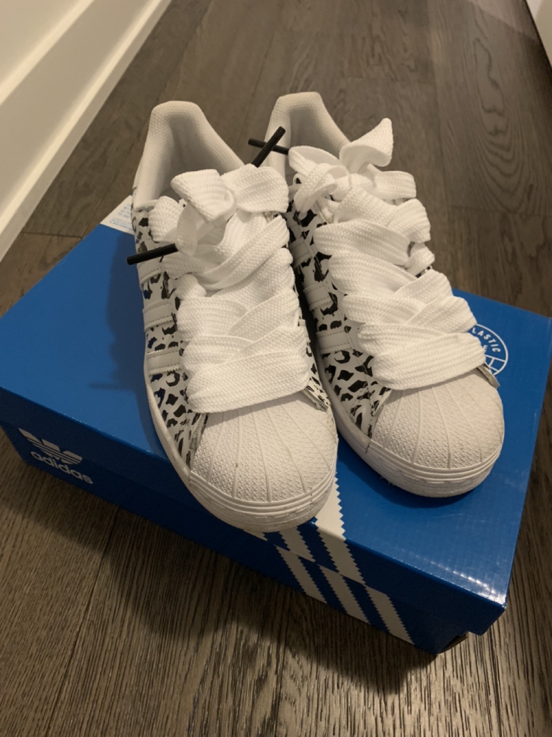 Adidas Superstar Women 5.5 - photo 2