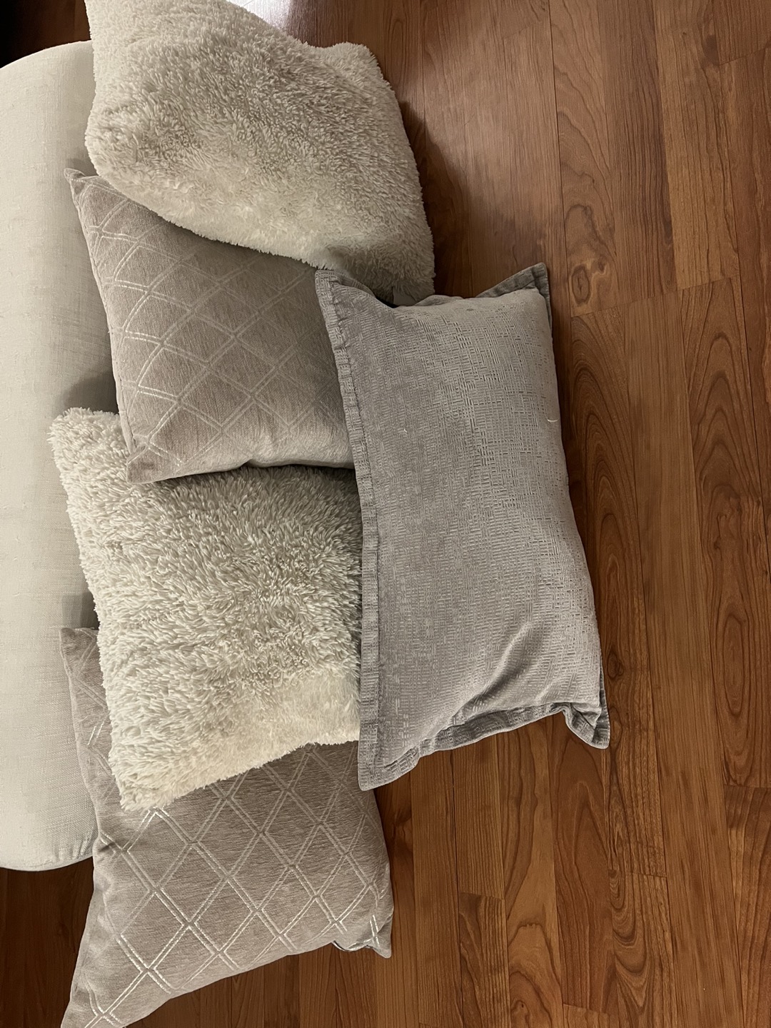 5 Decor Pillows Price for all