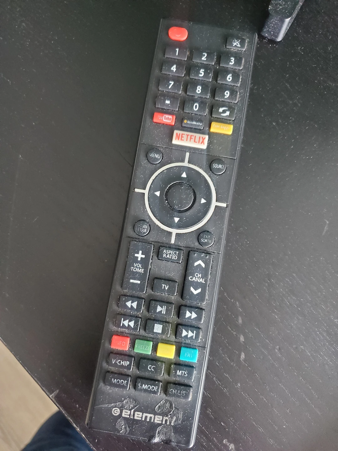 Element Smart TV - photo 3