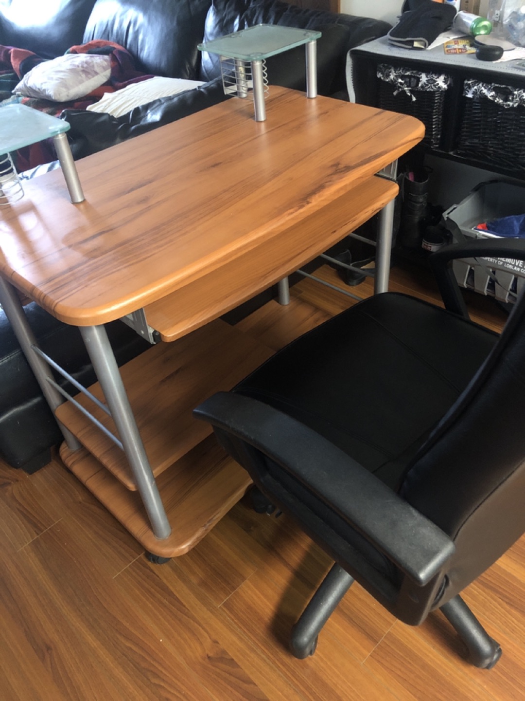 Desk and chair thumbnail