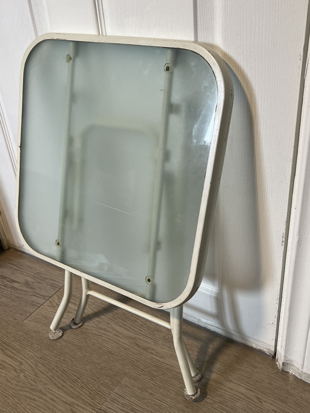 Foldable side/coffee table image indicator(2)