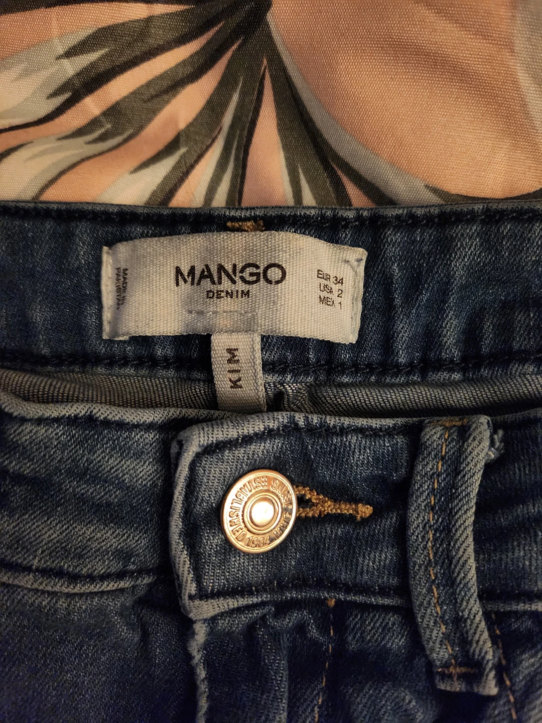 Mango Brand Jeans image indicator(3)