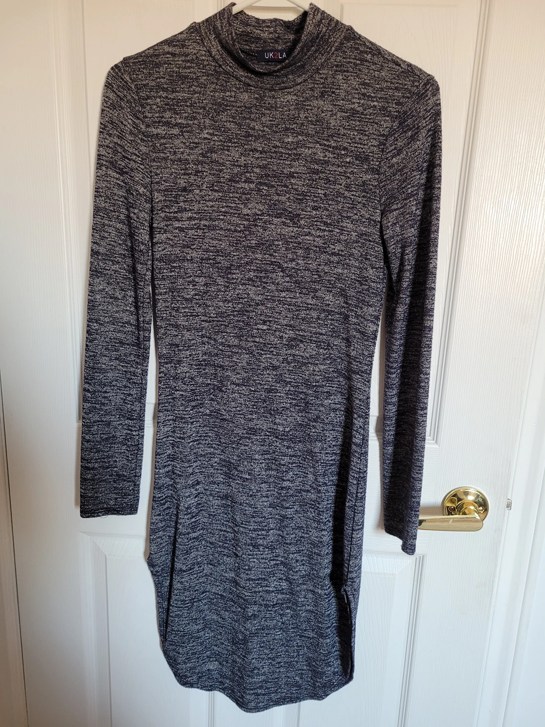 grey dress