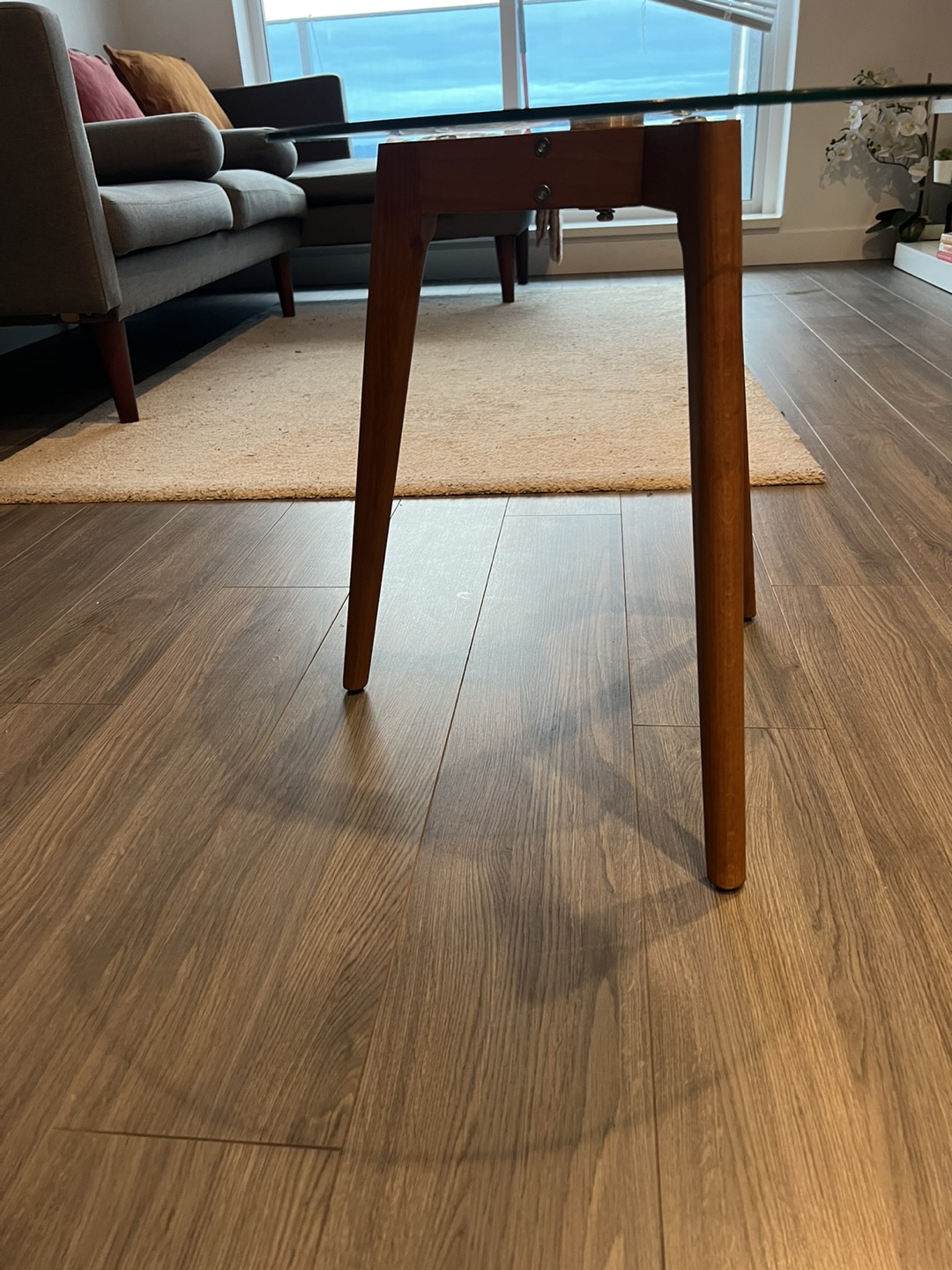 Glass end table - photo 2