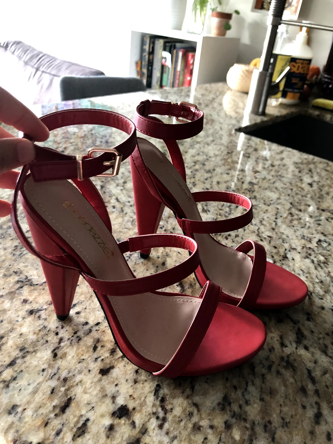 Red Heels (6.5) - photo 2