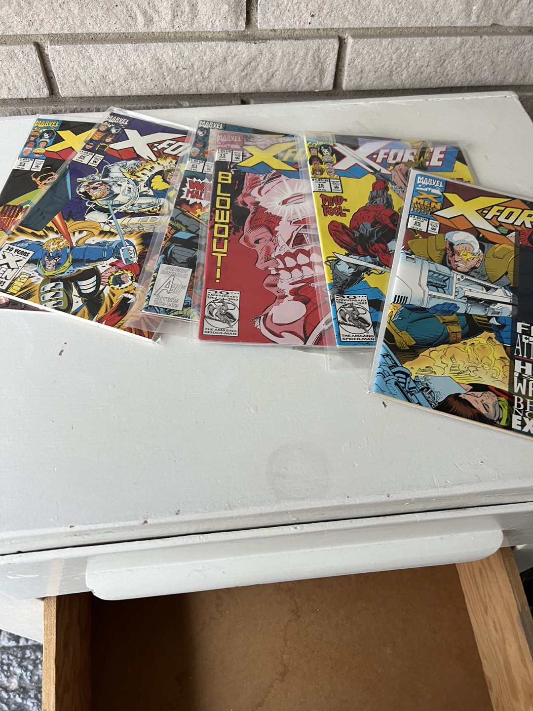 Dresser and comics and delivery - photo 3