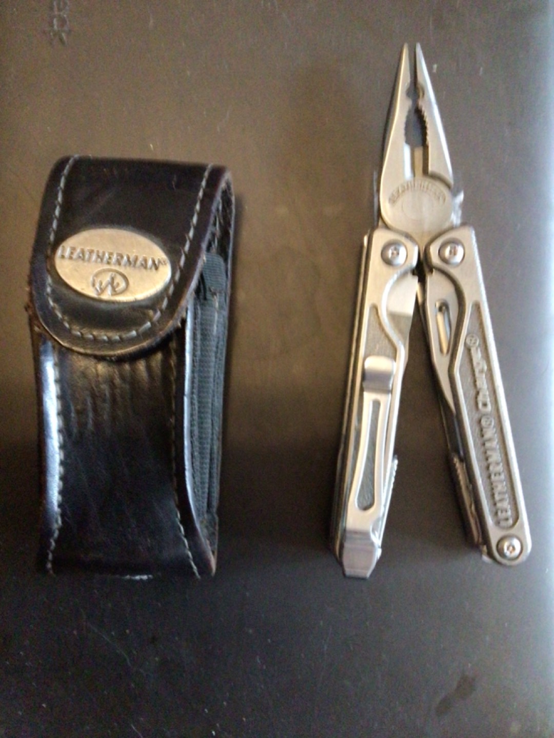 Leather man image indicator(2)