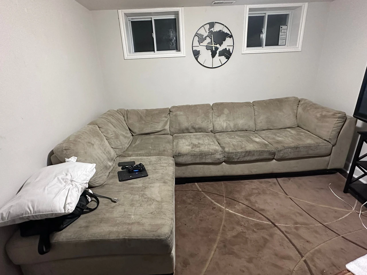 Big Couch - photo 2