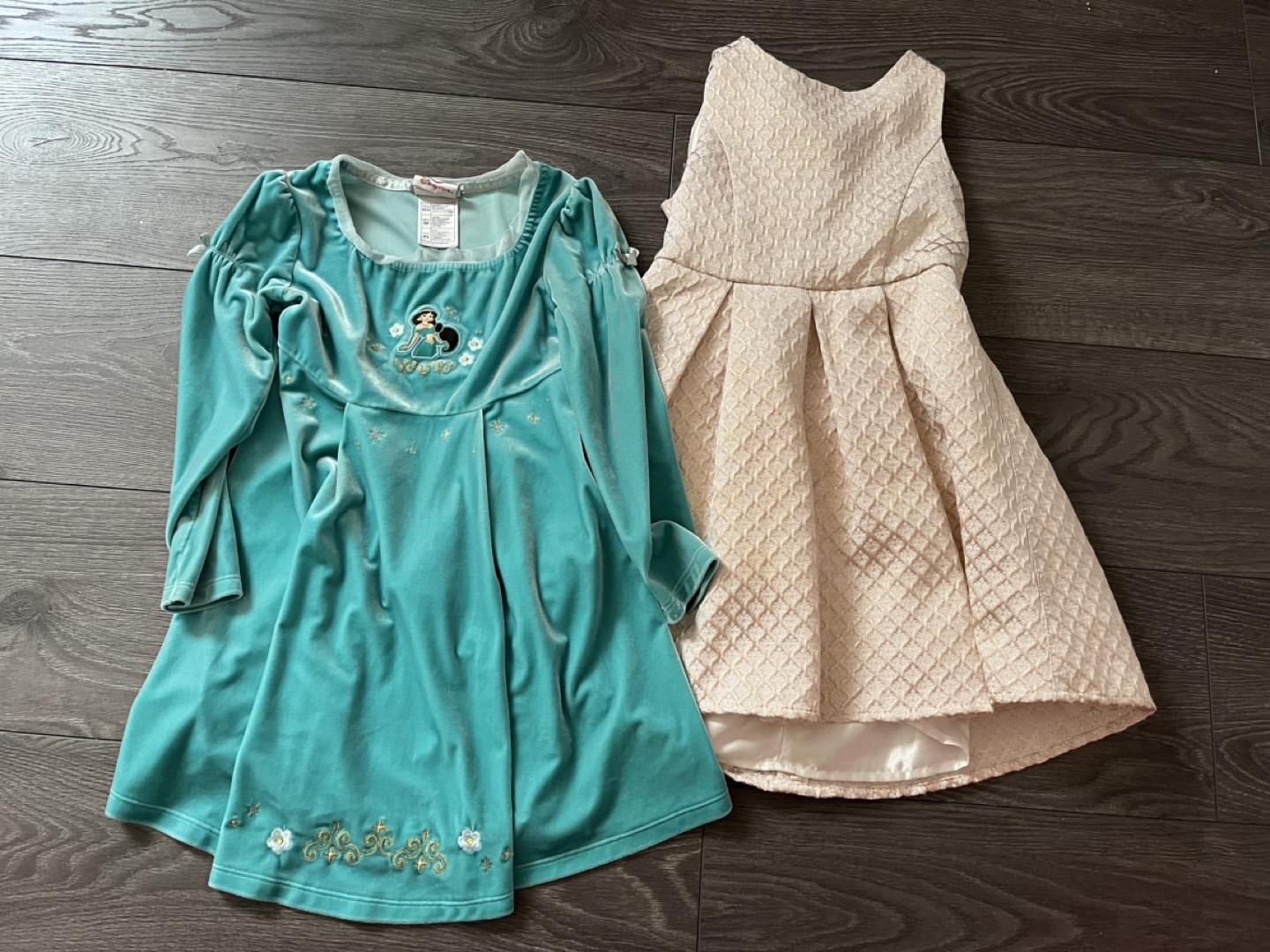 Girls clothes