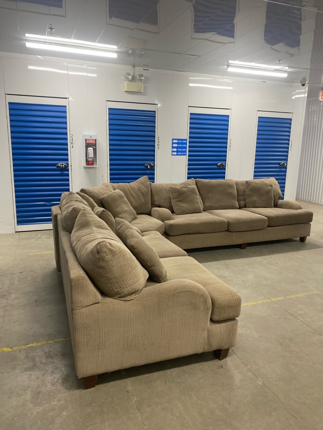 Beige Sectional Couch / Sofa - FREE DELIVERY - photo 4