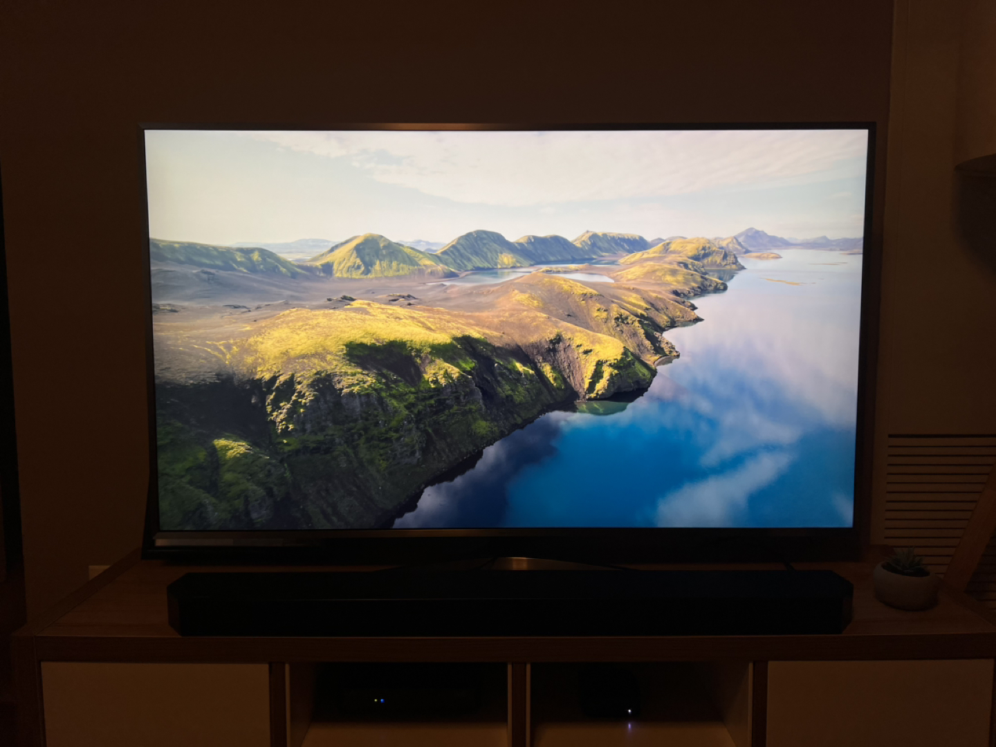 Samsung MU7000 55” LCD Smart TV