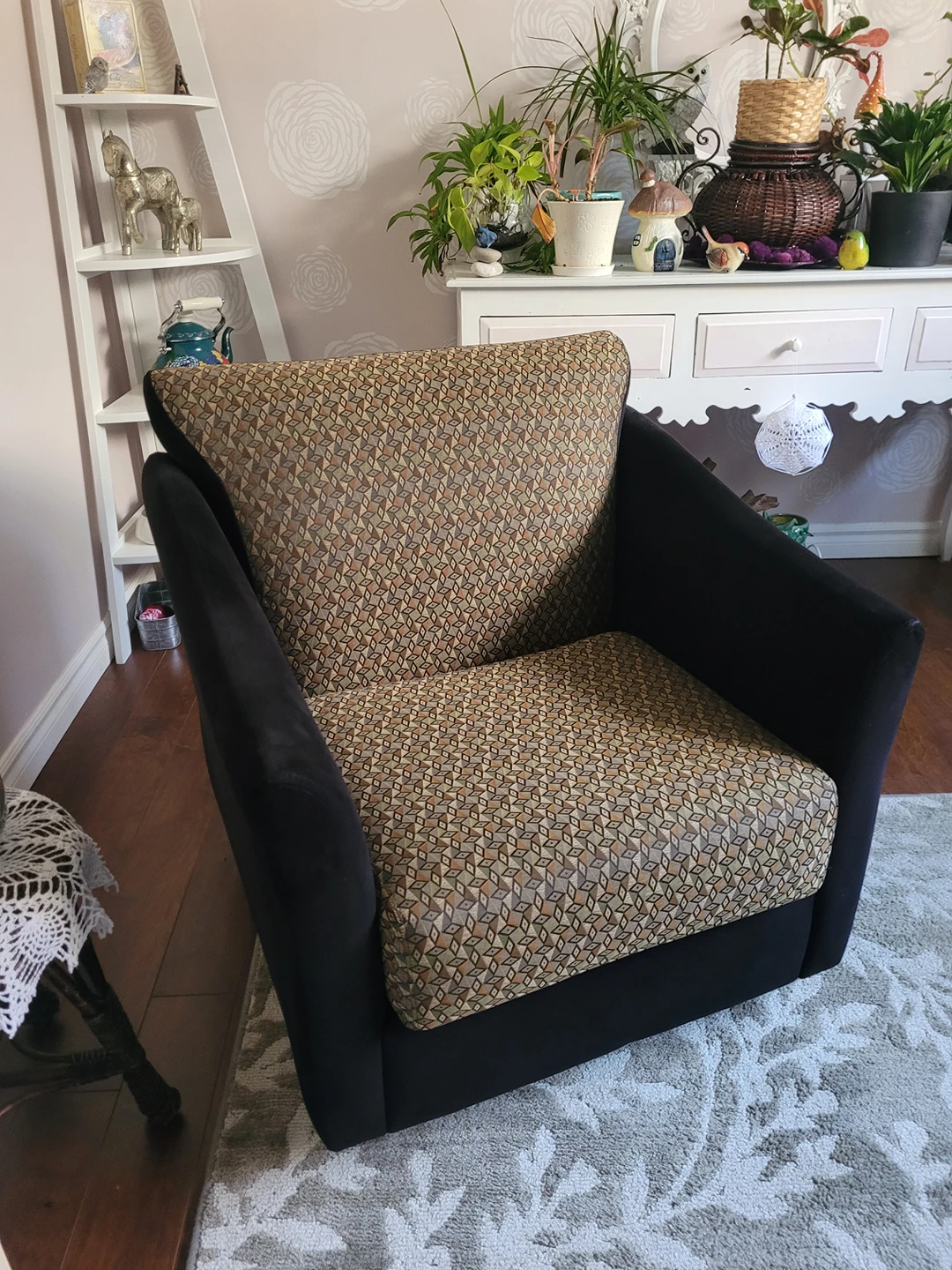 chair - photo 2