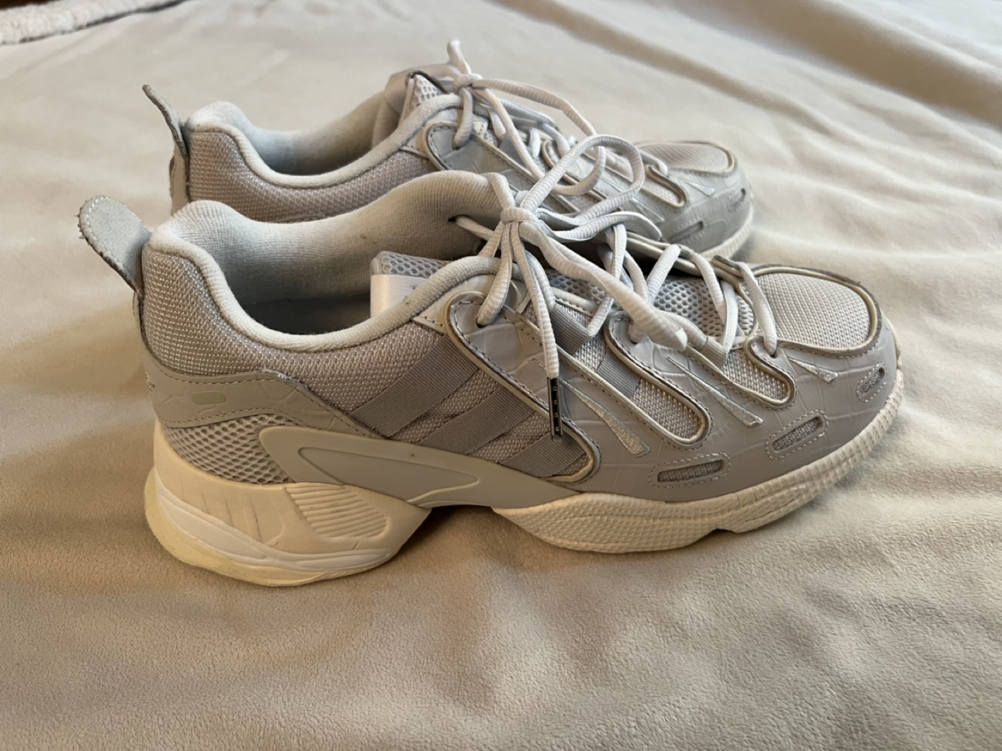 adidas mens shoes (9.5) image indicator(3)