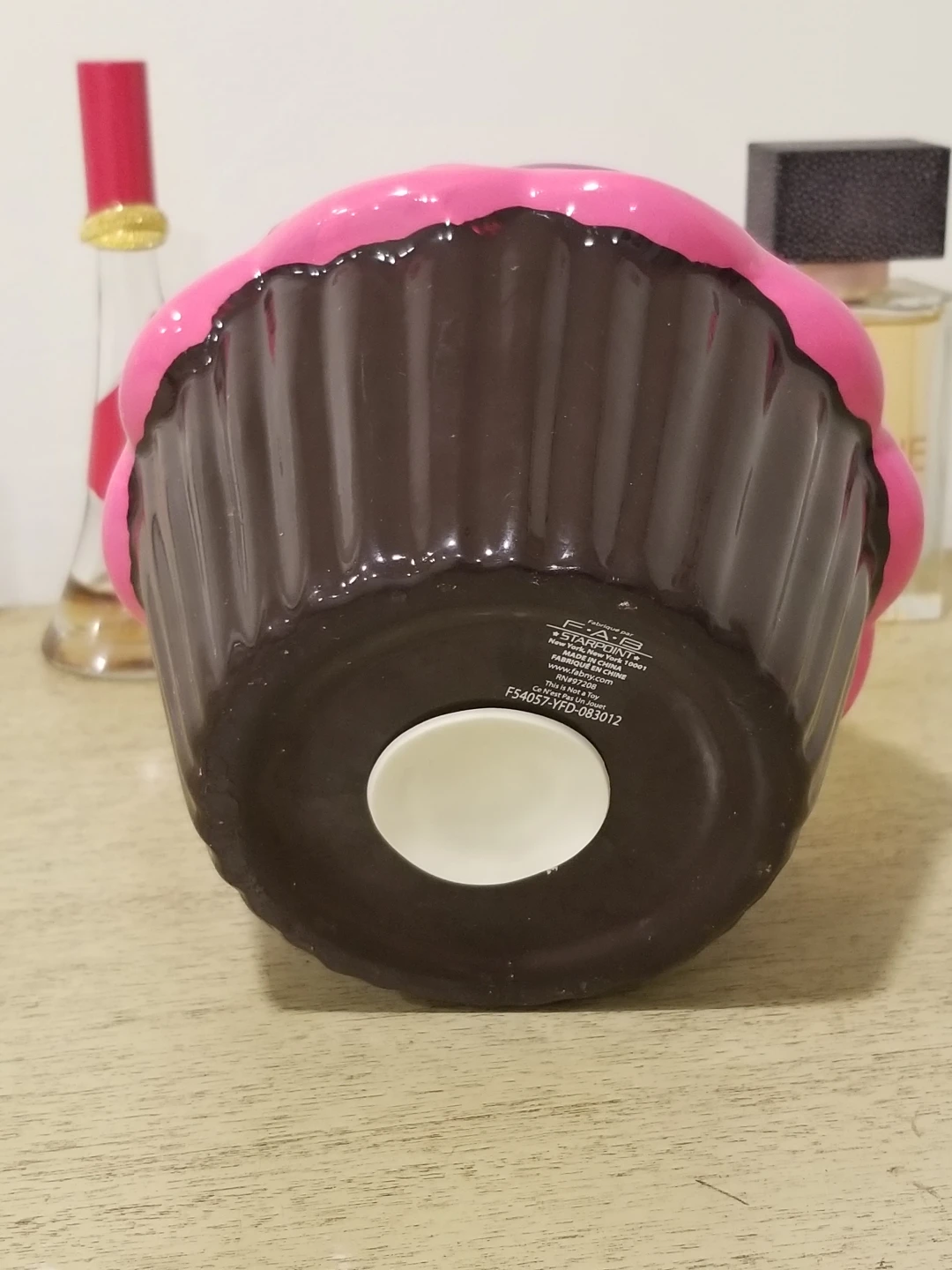 Starpoint FAB Ceramic Cupcake Piggy Bank - photo 5