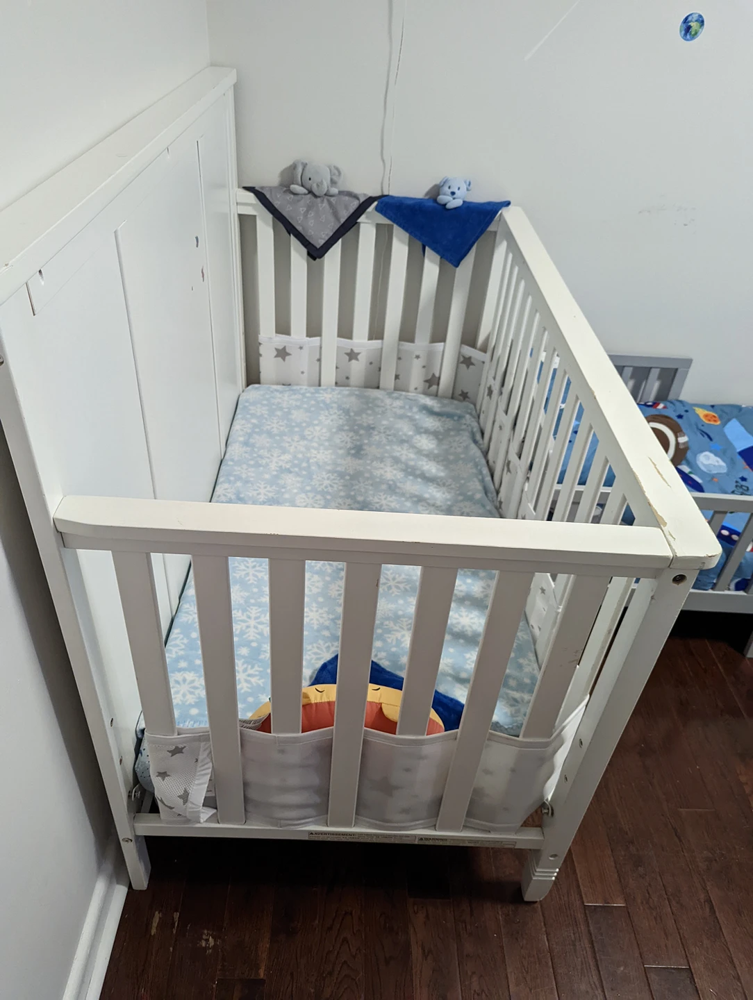 crib + bed + mattress