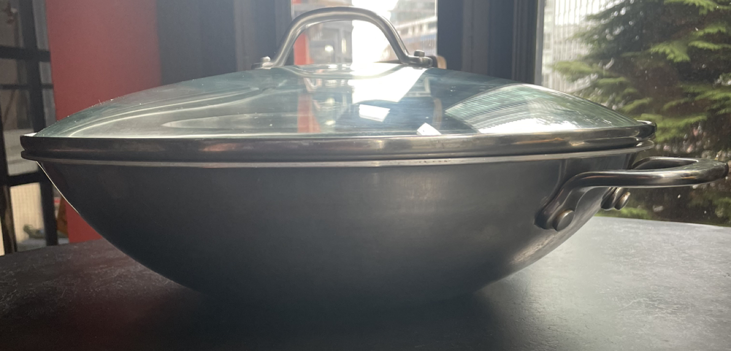 Large used Stainless Steel Wok image indicator(4)