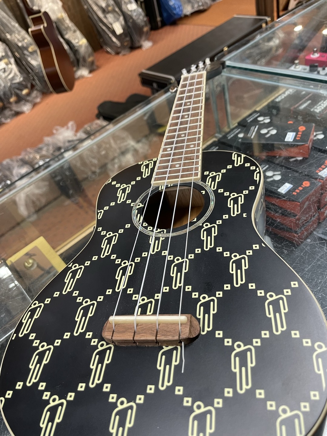 Billie Eilish Concert Uke - photo 3