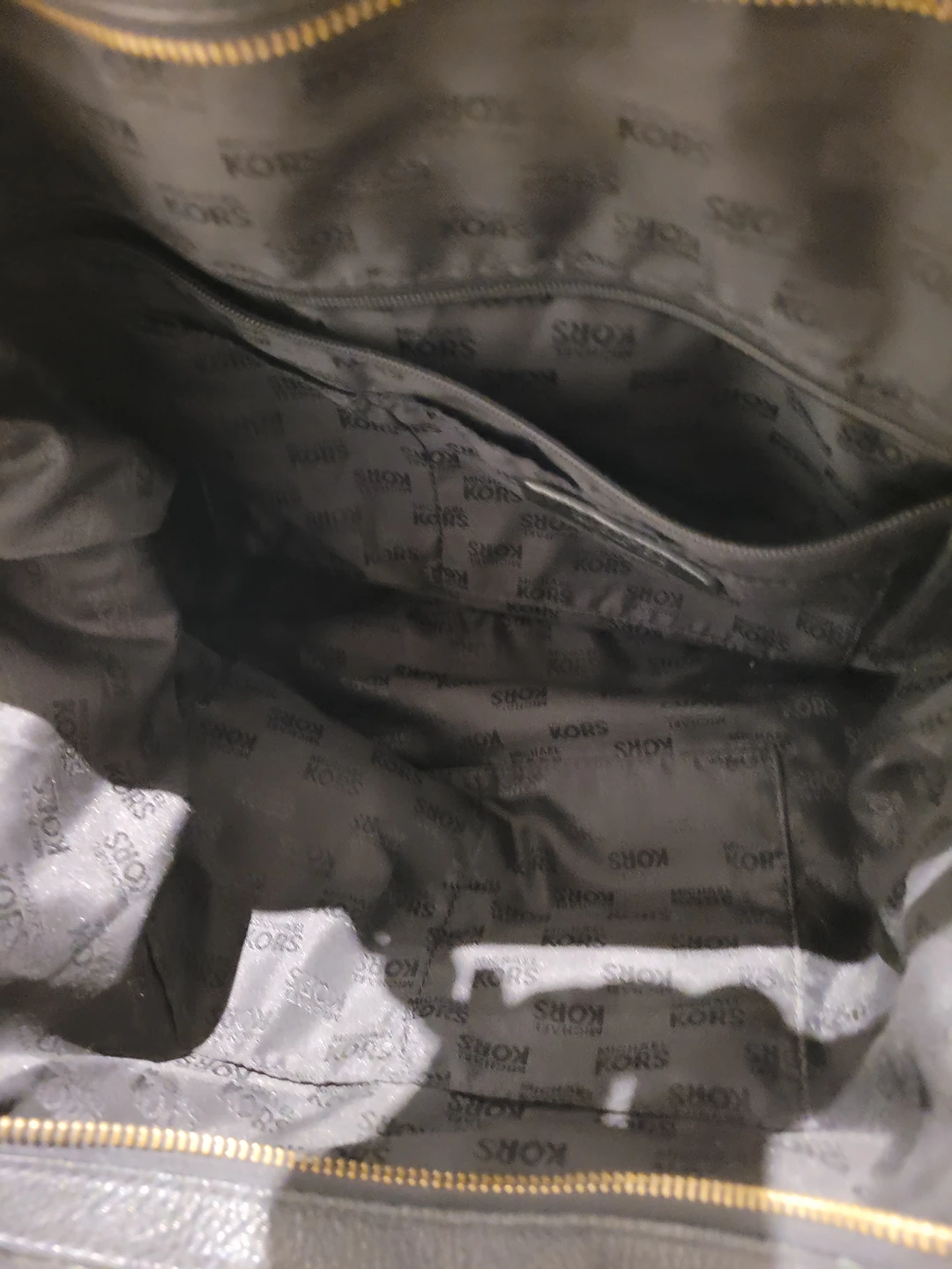 Michael Kors Large Satchel image indicator(4)