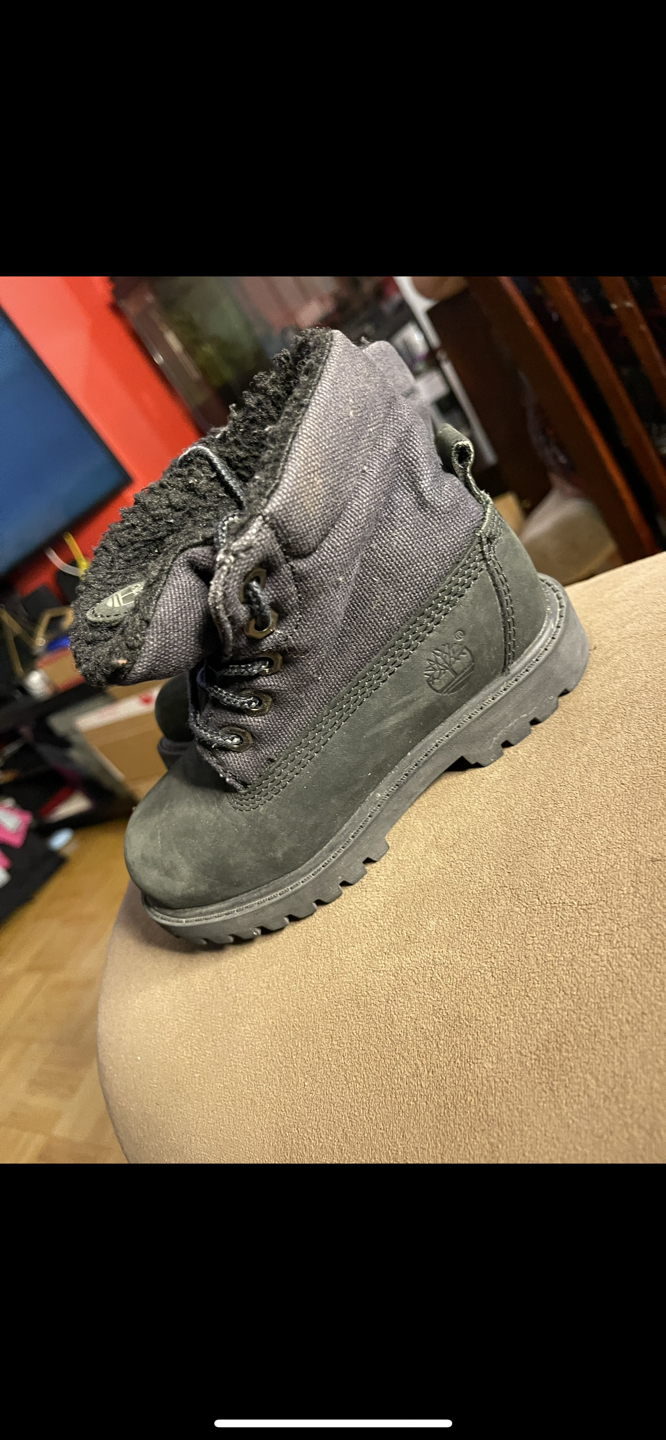 Kids timberland boots image indicator(4)