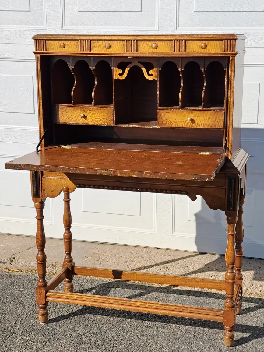 Antique Secretariat - photo 2