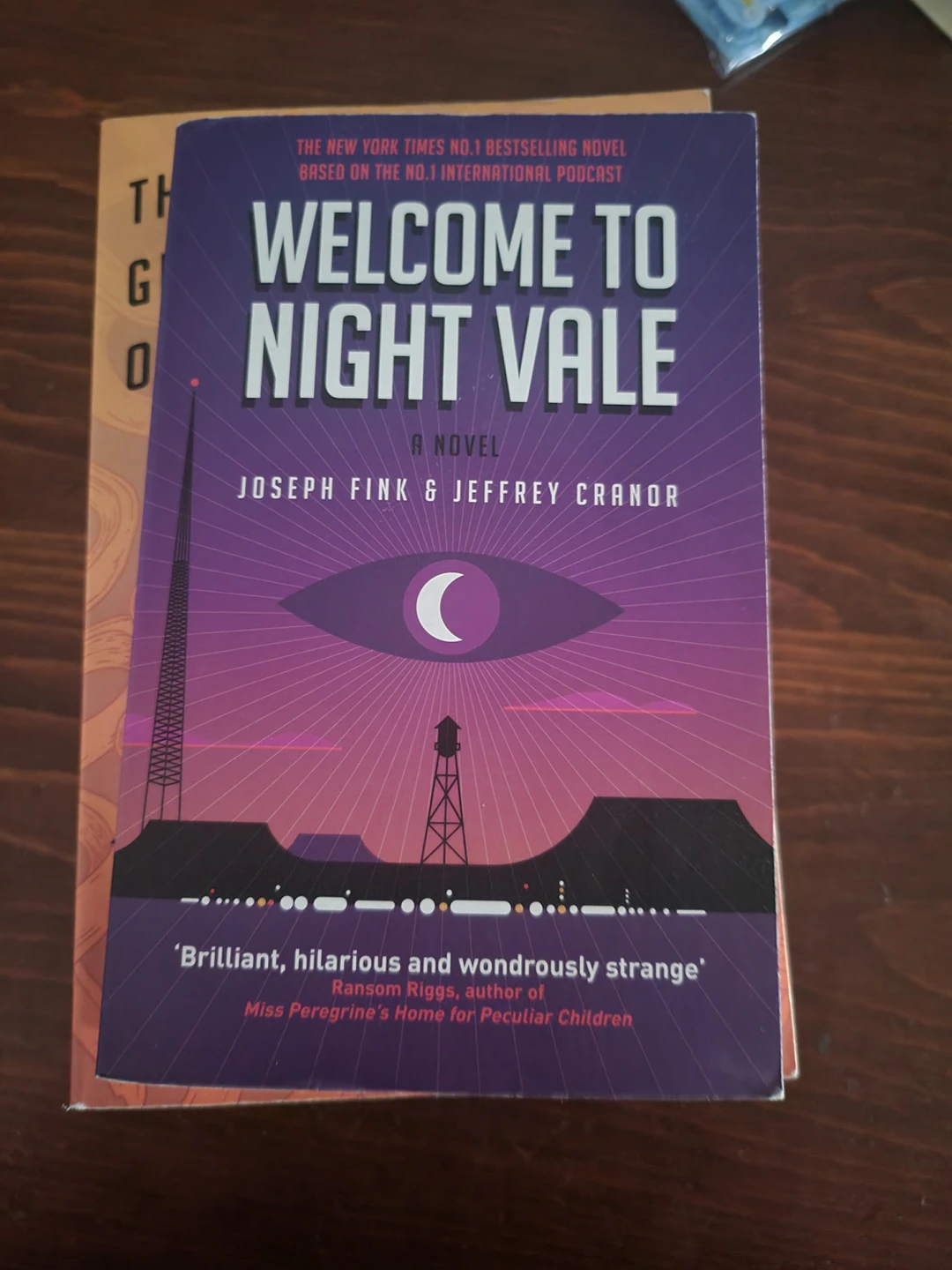Welcome to Night Vale... Books image indicator(3)