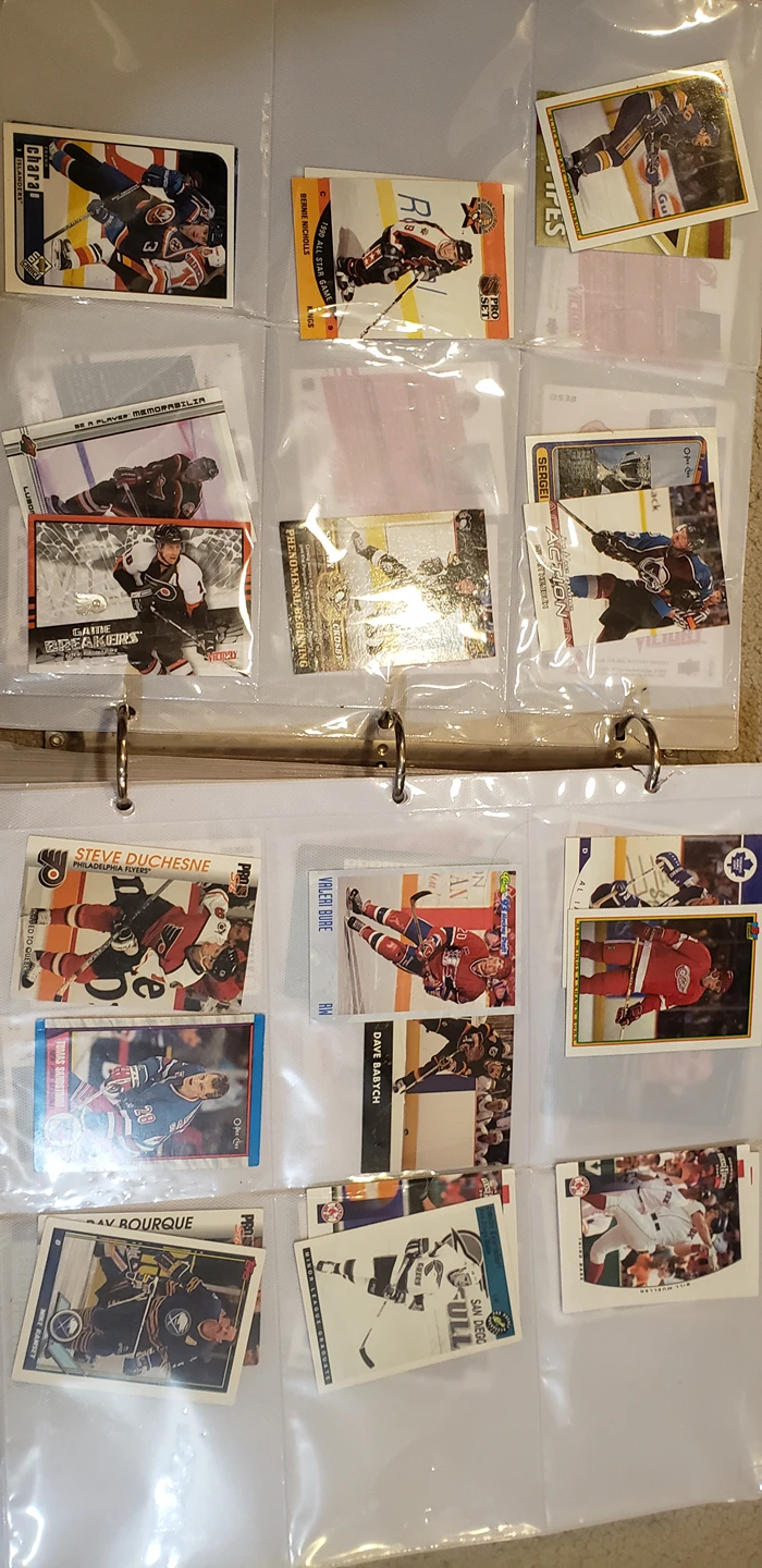 Bulk Random Hockey, Baseball & Basketball Cards image indicator(2)