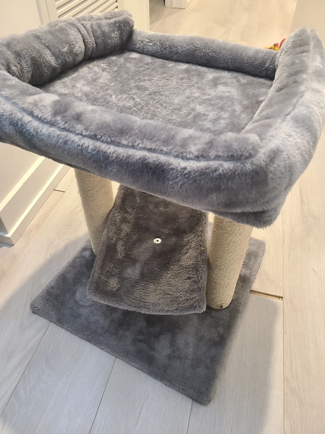Cat Scratch Post