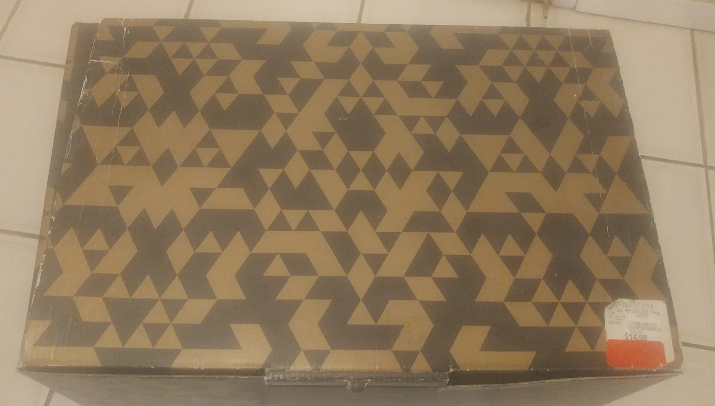 Free - Champagne European Glasses image indicator(4)