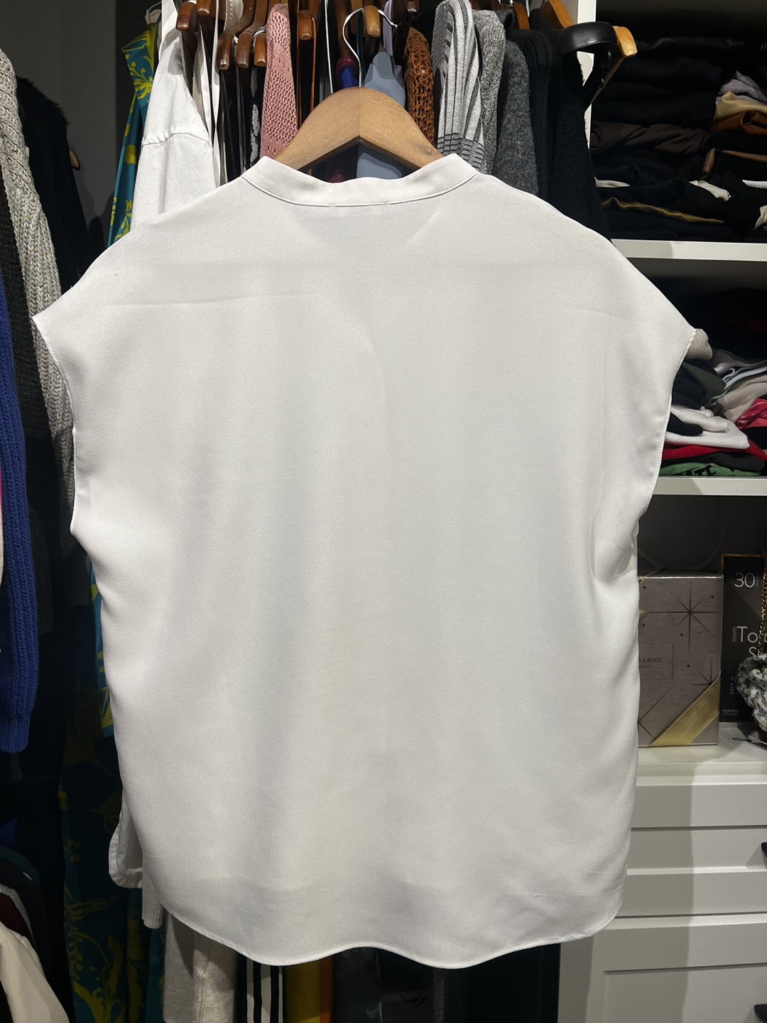 White over shoulder blouse - photo 2