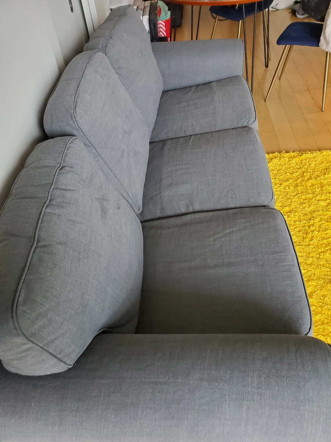 Ikea couch, great condition! - photo 4