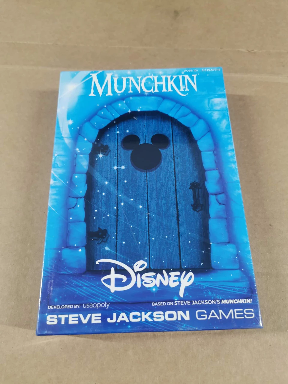 Munchkin Disney Version Boardgame thumbnail