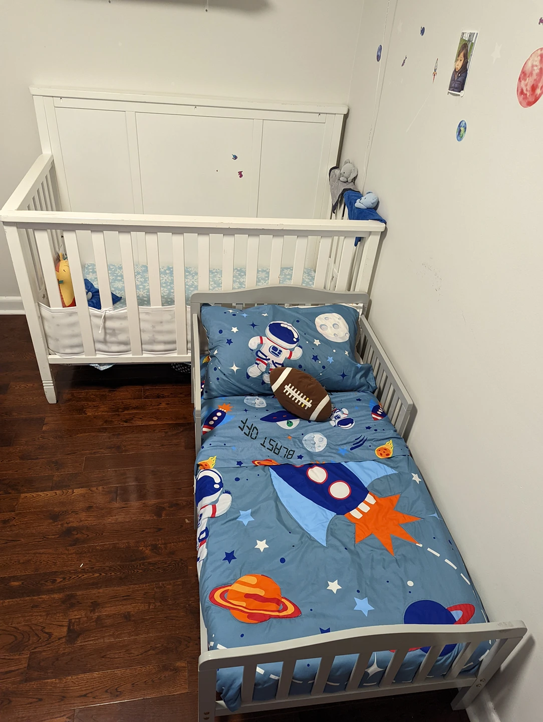 crib + bed + mattress - photo 2