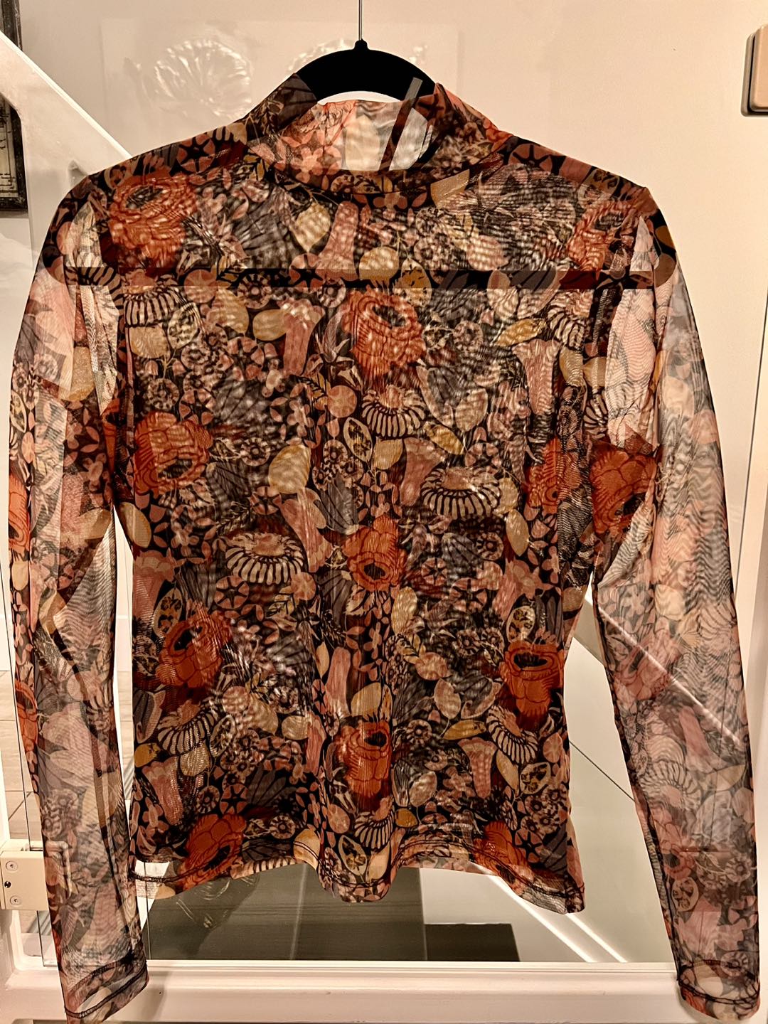 Anthropologie turtleneck (S)