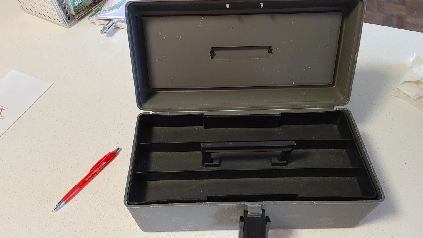 Small toolbox with removable tray - photo 2
