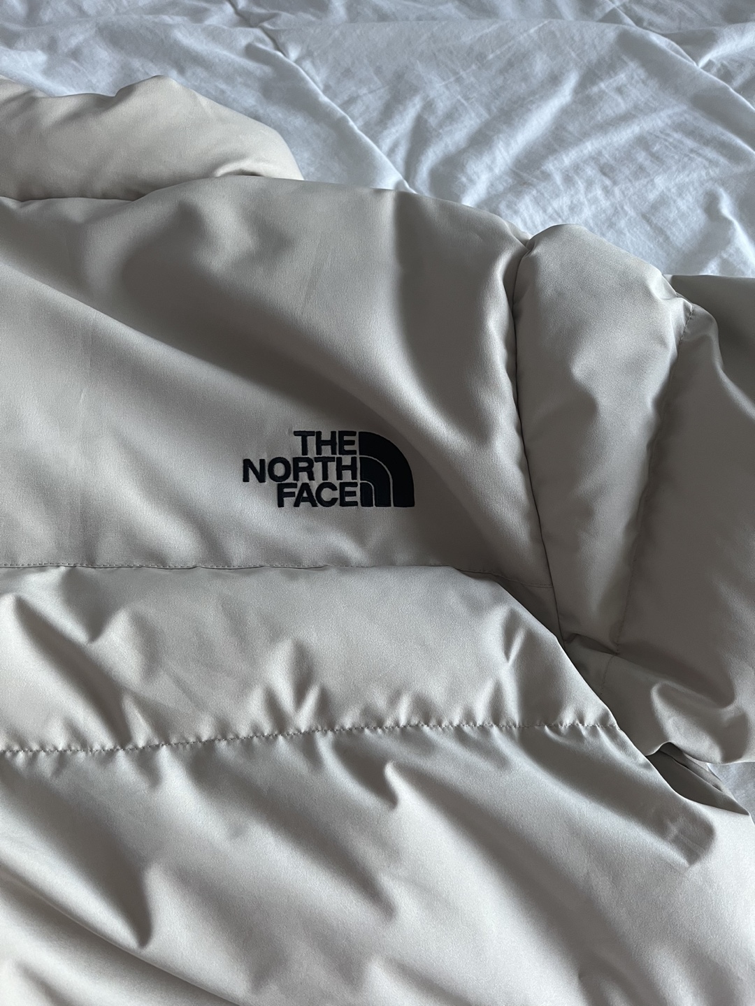 THE NORTH FACE
Men's M'S 1992 ECO NUPTSE JACKET 1992 Eco Beige image indicator(4)